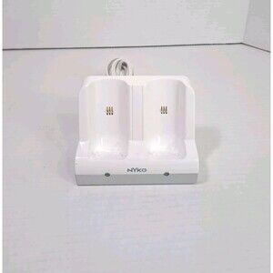 Nyko 87000‑A50 Nintendo Wii Remote Charging Dock Station Wiimote Charger